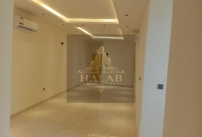 55030081 - Property Image 2