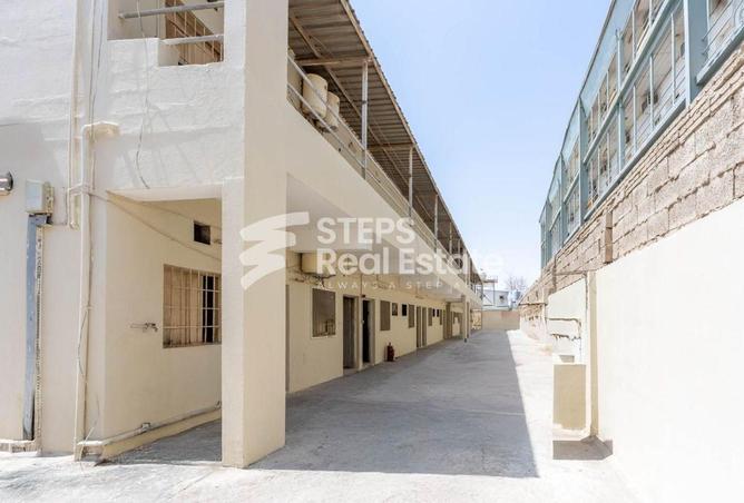 52363287 - صورة العقار 3