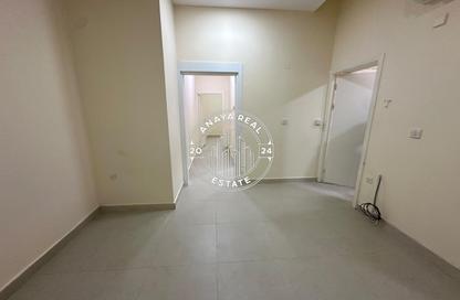 Apartment - 2 Bedrooms - 1 Bathroom for rent in Madinat Khalifa - Doha