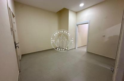 Apartment - 2 Bedrooms - 1 Bathroom for rent in Madinat Khalifa - Doha