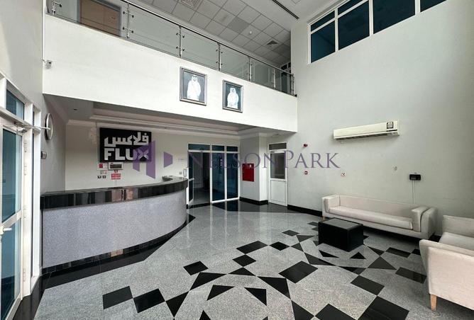 985663 - Property Image 3