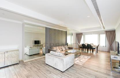 Apartment - 1 Bedroom - 2 Bathrooms for sale in West Porto Drive - Porto Arabia - The Pearl Island - Doha Apartment - 1 Bedroom - 2 Bathrooms for sale in West Porto Drive - Porto Arabia - The Pearl Island - Doha