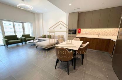Apartment - 1 Bedroom - 1 Bathroom for rent in Ramada Commercial Building - Al Rawabi Street - Al Muntazah - Doha
