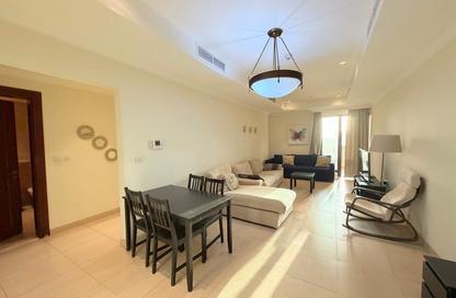 Apartment - 1 Bedroom - 2 Bathrooms for rent in Porto Arabia - The Pearl Island - Doha