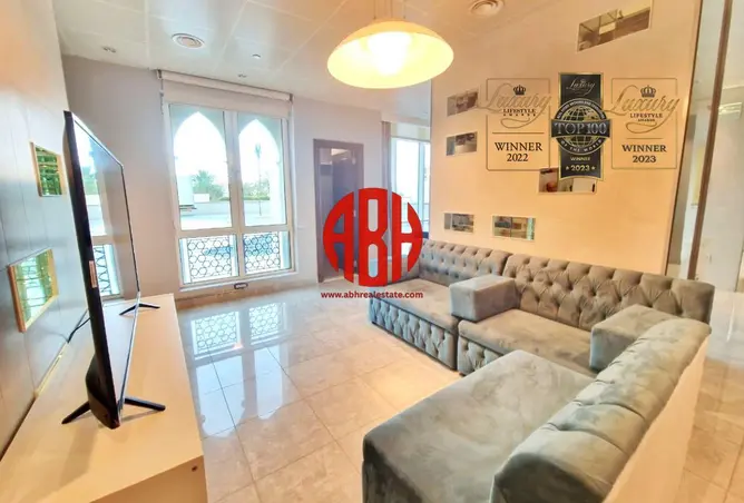 54640704 - Property Image 2