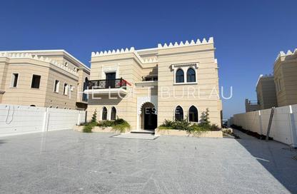 Villa - 5 Bedrooms - 6 Bathrooms for sale in Coralia Villas - La Plage - The Pearl Island - Doha Villa - 5 Bedrooms - 6 Bathrooms for sale in Coralia Villas - La Plage - The Pearl Island - Doha