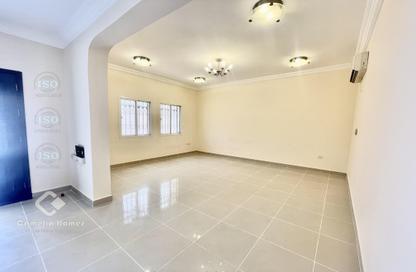 Villa - 4 Bedrooms - 4 Bathrooms for rent in Street 871 - Al Duhail South - Al Duhail - Doha Villa - 4 Bedrooms - 4 Bathrooms for rent in Street 871 - Al Duhail South - Al Duhail - Doha
