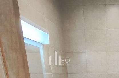 Apartment - 3 Bedrooms - 3 Bathrooms for rent in Zig Zag Tower B - Zig Zag Towers - West Bay - Doha