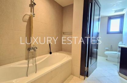 Apartment - 3 Bedrooms - 4 Bathrooms for rent in One Porto Arabia - Porto Arabia - The Pearl Island - Doha Apartment - 3 Bedrooms - 4 Bathrooms for rent in One Porto Arabia - Porto Arabia - The Pearl Island - Doha