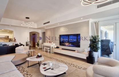Apartment - 2 Bedrooms - 3 Bathrooms for sale in West Porto Drive - Porto Arabia - The Pearl Island - Doha Apartment - 2 Bedrooms - 3 Bathrooms for sale in West Porto Drive - Porto Arabia - The Pearl Island - Doha