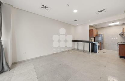 Apartment - 2 Bedrooms - 3 Bathrooms for rent in Zig Zag Tower A - Zig Zag Towers - West Bay - Doha