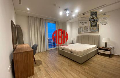 Apartment - 3 Bedrooms - 4 Bathrooms for rent in Floresta Gardens - Floresta Gardens - The Pearl Island - Doha
