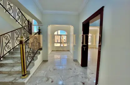 فيلا - 4 غرف نوم - 4 حمامات للايجار في وادي المرخ - مريخ - المريخ - الدوحة