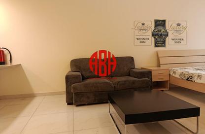 Apartment - Studio - 1 Bathroom for rent in Viva West - Viva Bahriyah - The Pearl Island - Doha