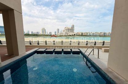 Villa - 5 Bedrooms - 6 Bathrooms for rent in Abraj Bay - Abraj Quartiers - The Pearl Island - Doha