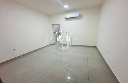 Apartment - Studio - 1 Bathroom for rent in Al Nasr Street - Al Nasr - Doha