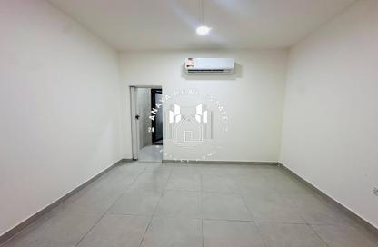 Apartment - Studio - 1 Bathroom for rent in Al Nasr Street - Al Nasr - Doha