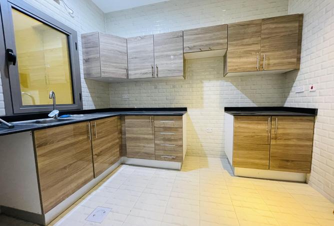 1012434 - Property Image 3