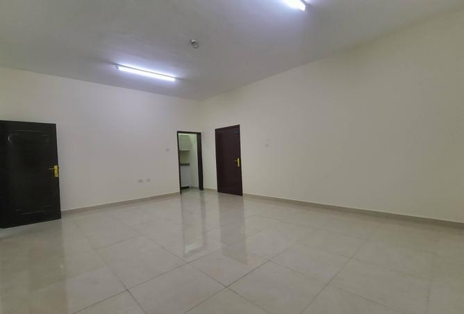 1012043 - Property Image 3