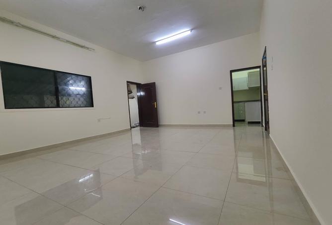 1012043 - Property Image 2