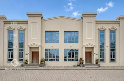 مجمع سكني - 4 غرف نوم - 4 حمامات للايجار في مريخ - المريخ - الدوحة