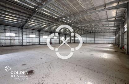 Warehouse - Studio - 1 for rent in East Industrial Street - Birkat Al Awamer - Al Wakra