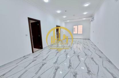 Apartment - 2 Bedrooms - 2 Bathrooms for rent in Al Khazin Street - Madinat Khalifa South - Madinat Khalifa - Doha