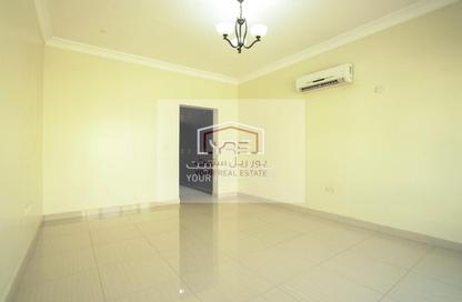 Villa - 4 - 4 for rent in Al Dana st - Muraikh - AlMuraikh - Doha