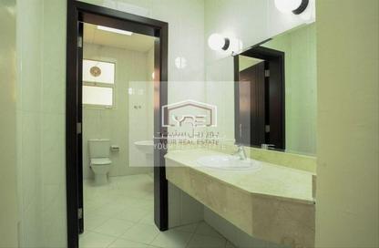 Villa - 4 - 4 for rent in Al Dana st - Muraikh - AlMuraikh - Doha