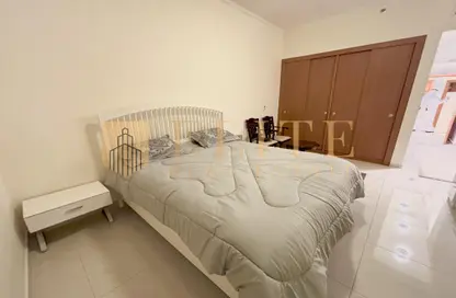 Apartment - 2 Bedrooms - 3 Bathrooms for sale in Viva East - Viva Bahriyah - The Pearl Island - Doha