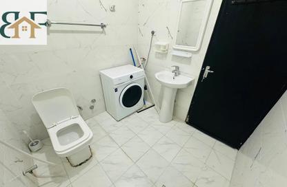 Apartment - Studio - 1 Bathroom for rent in Bu Hamour Street - Abu Hamour - Doha