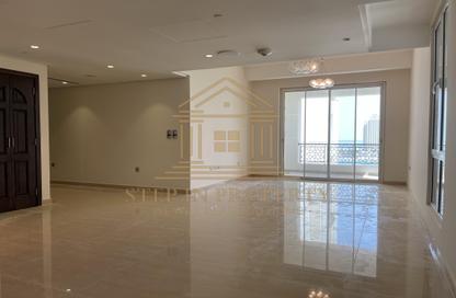 Apartment - 2 Bedrooms - 4 Bathrooms for rent in Viva West - Viva Bahriyah - The Pearl Island - Doha