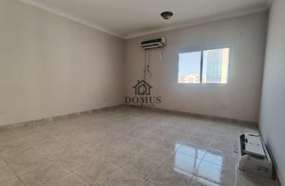 Apartment - 3 Bedrooms - 3 Bathrooms for rent in Anas Street - Fereej Bin Mahmoud North - Fereej Bin Mahmoud - Doha