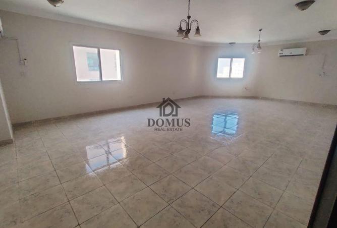 54827237 - Property Main Image