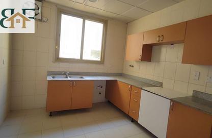 Apartment - 3 Bedrooms - 4 Bathrooms for rent in Al Sadd Road - Al Sadd - Doha