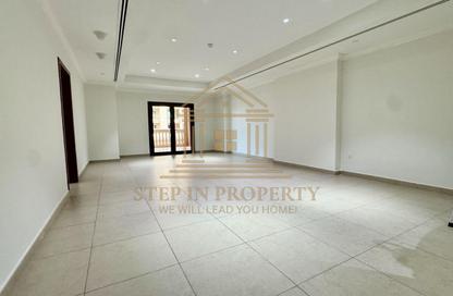 Apartment - 2 Bedrooms - 2 Bathrooms for rent in East Porto Drive - Porto Arabia - The Pearl Island - Doha