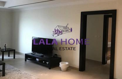 Apartment - 1 Bedroom - 2 Bathrooms for sale in Tower 3 - Porto Arabia - The Pearl Island - Doha
