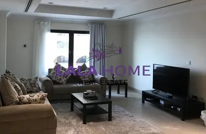 Apartment - 1 Bedroom - 2 Bathrooms for sale in Tower 3 - Porto Arabia - The Pearl Island - Doha