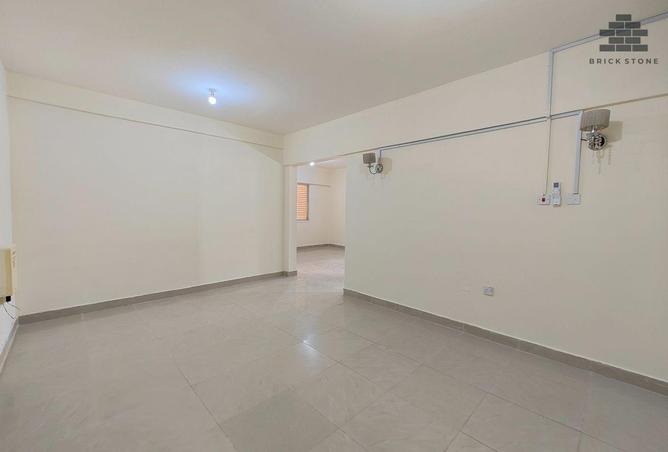 1003003 - Property Image 2