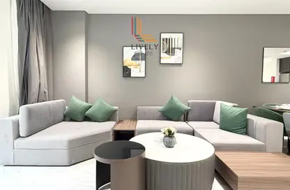 Apartment - 2 Bedrooms - 3 Bathrooms for rent in Boulevard View - Yasmeen City - Lusail