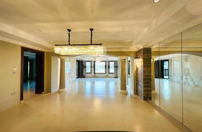 Townhouse - 2 Bedrooms - 2 Bathrooms for rent in Porto Arabia Townhouses - Porto Arabia - The Pearl Island - Doha