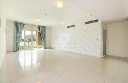 Apartment - 2 Bedrooms - 3 Bathrooms for sale in Viva West - Viva Bahriyah - The Pearl Island - Doha