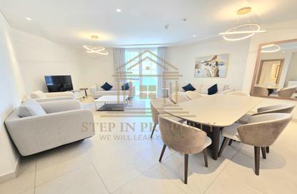 Apartment - 3 Bedrooms - 5 Bathrooms for rent in Floresta Gardens - Floresta Gardens - The Pearl Island - Doha
