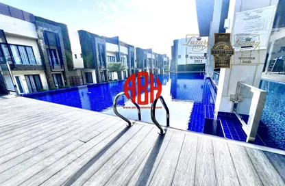 Compound - 5 Bedrooms - 6 Bathrooms for rent in Umm Al Seneem Street - Ain Khaled - Doha