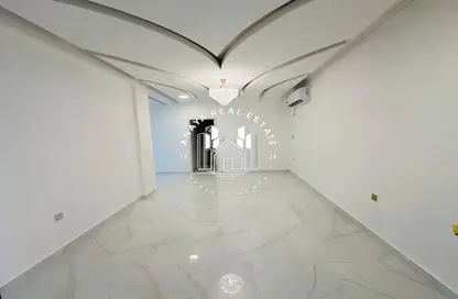 شقة - 2 غرف نوم - 2 حمامات للايجار في روضة الحمامة - الضعاين