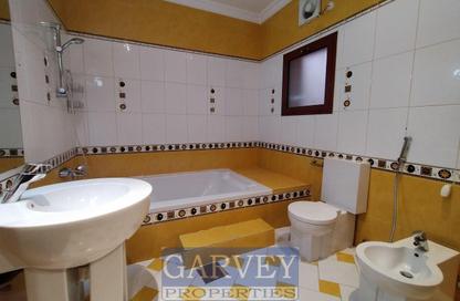 Apartment - Studio - 1 Bathroom for rent in Al Dafna - Doha
