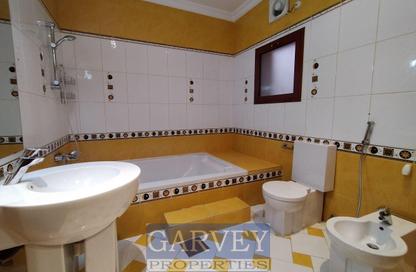 Apartment - Studio - 1 Bathroom for rent in Al Dafna - Doha Apartment - Studio - 1 Bathroom for rent in Al Dafna - Doha