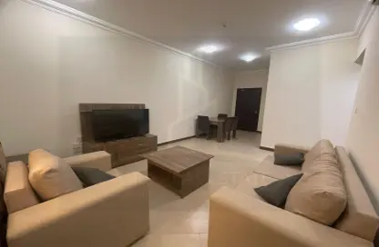 Apartment - 1 Bedroom - 1 Bathroom for rent in Umm Ghwailina Comm - Umm Ghuwalina - Umm Ghuwailina - Doha