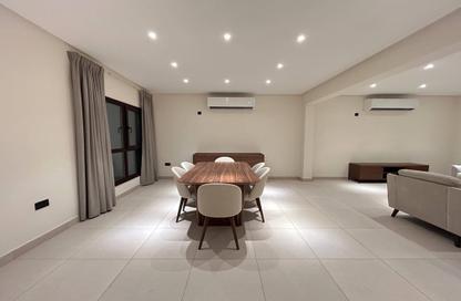 Apartment - 3 Bedrooms - 3 Bathrooms for rent in Umm Ghwailina Comm - Umm Ghuwalina - Umm Ghuwailina - Doha