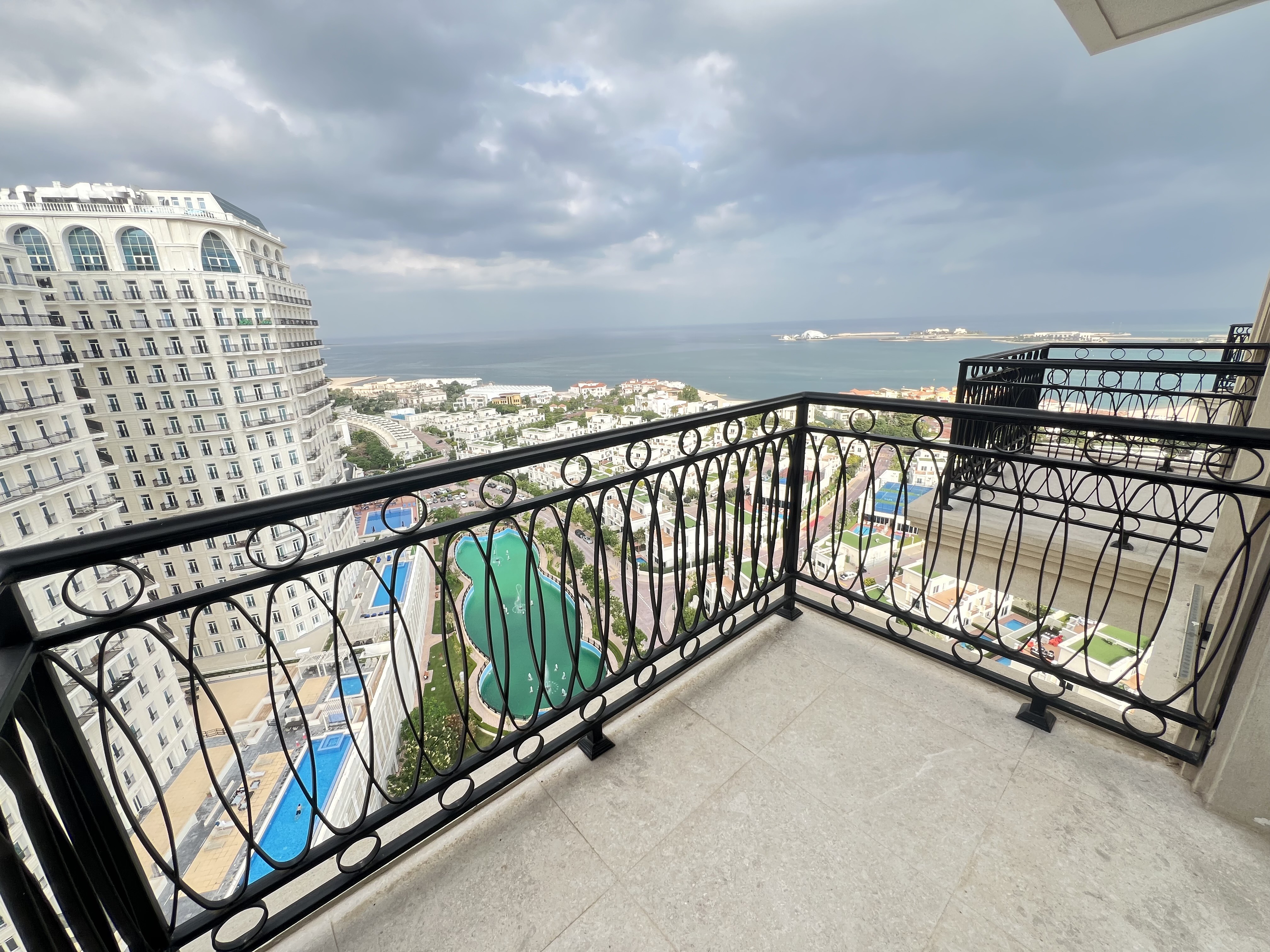 BILLS FREE | SEMI FURNISHED 1BHK | GREAT AMENITIES